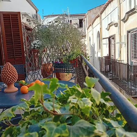 Penthouse Luxury Quattro Canti Palermo Exterior photo