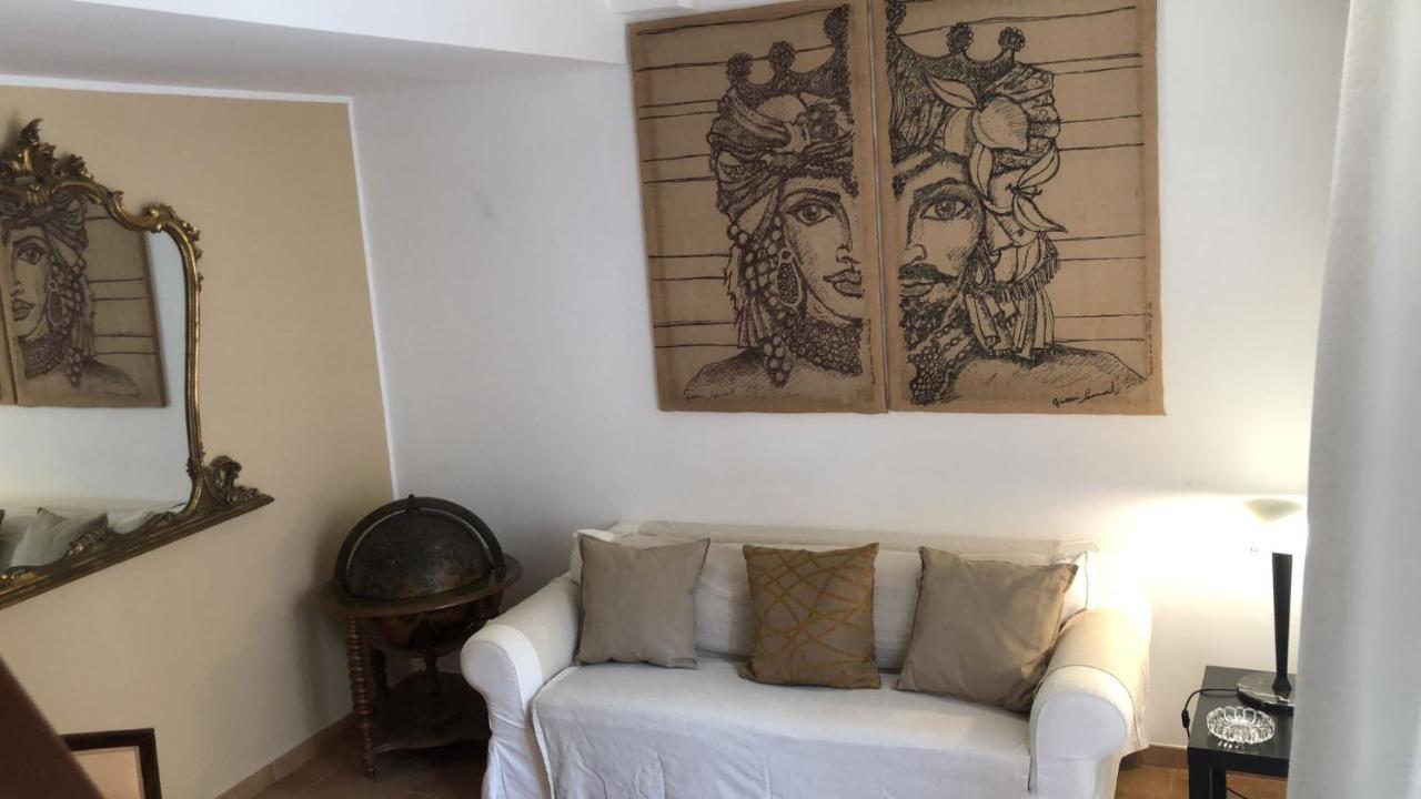 Penthouse Luxury Quattro Canti Apartment