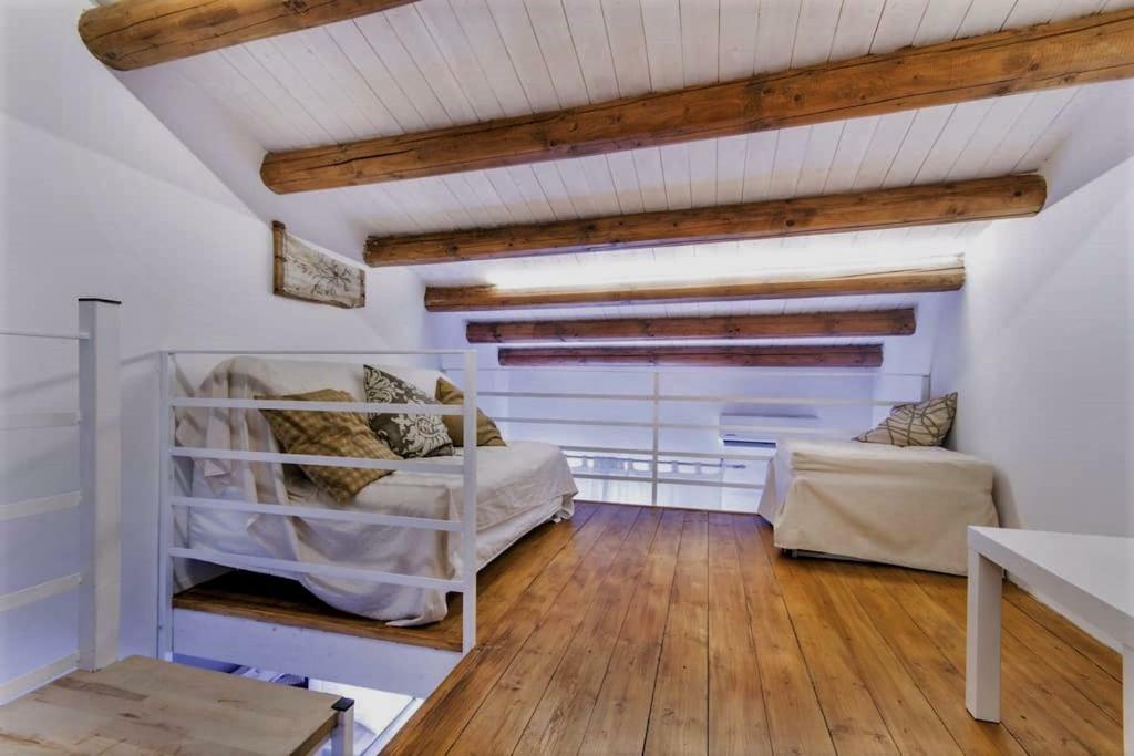 Penthouse Luxury Quattro Canti Apartment Palermo
